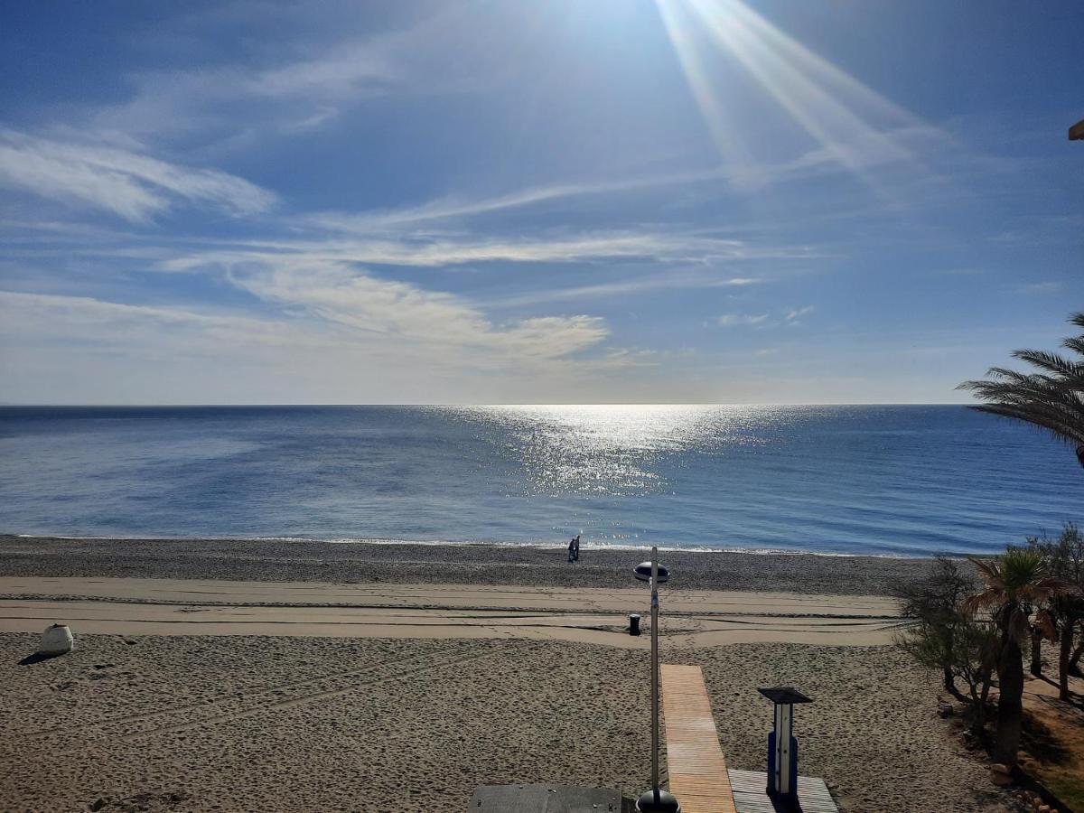 Primera Linea De Playa A 10 Min Estepona ซานลุยส์ เดอ ซาบีนียัส ภายนอก รูปภาพ