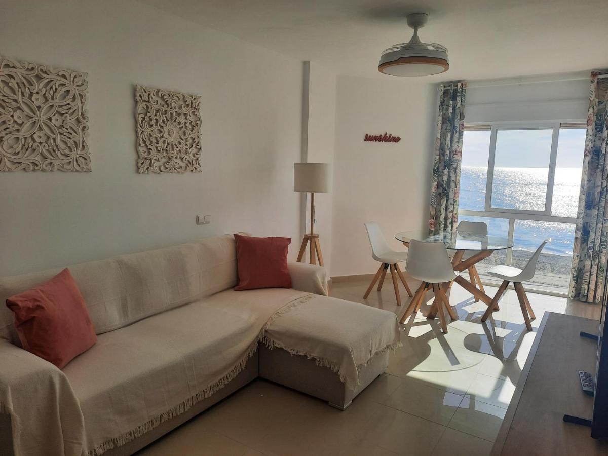 Primera Linea De Playa A 10 Min Estepona ซานลุยส์ เดอ ซาบีนียัส ภายนอก รูปภาพ
