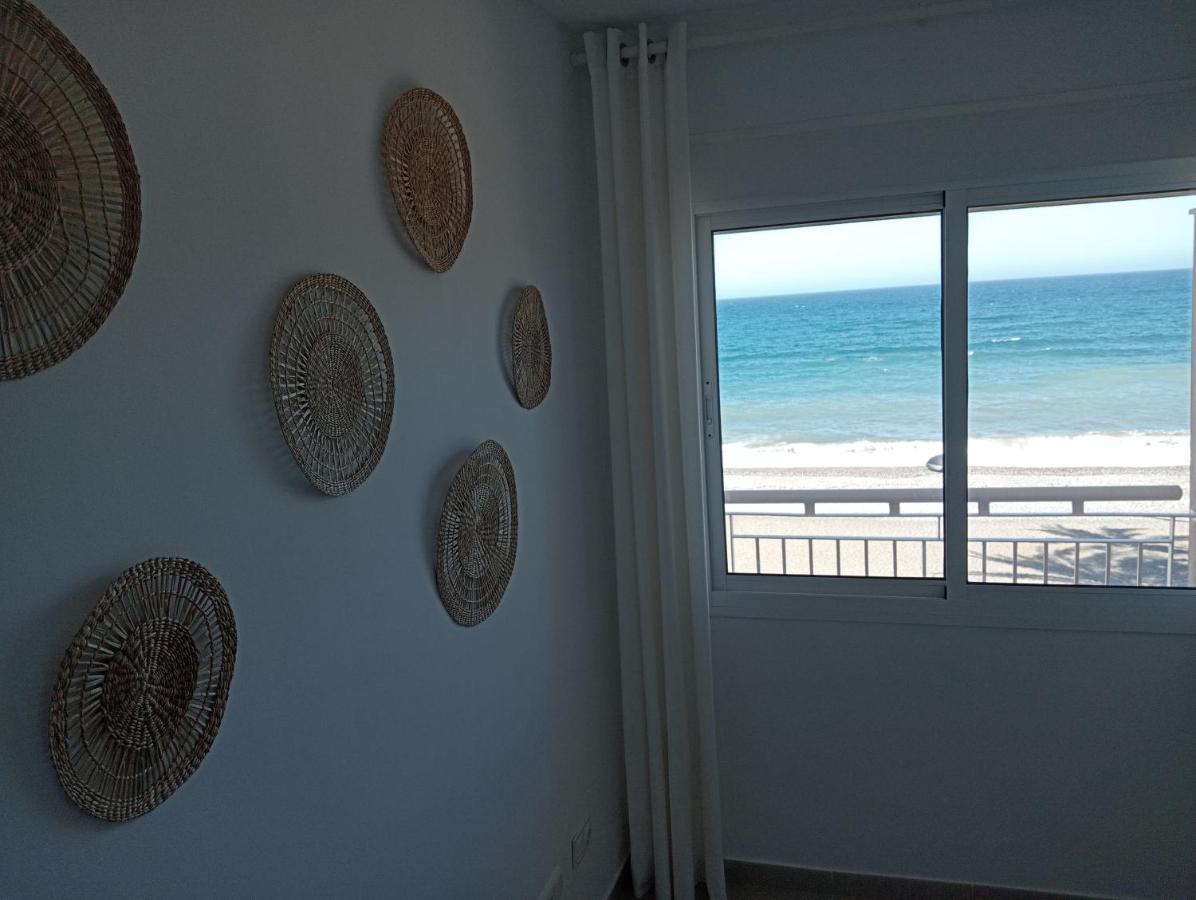 Primera Linea De Playa A 10 Min Estepona ซานลุยส์ เดอ ซาบีนียัส ภายนอก รูปภาพ
